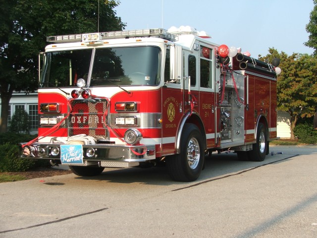 Engine 1 dressed up for Woody and Vi's wedding.