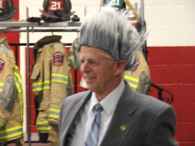 Dave Vining with his new do for the banquet.