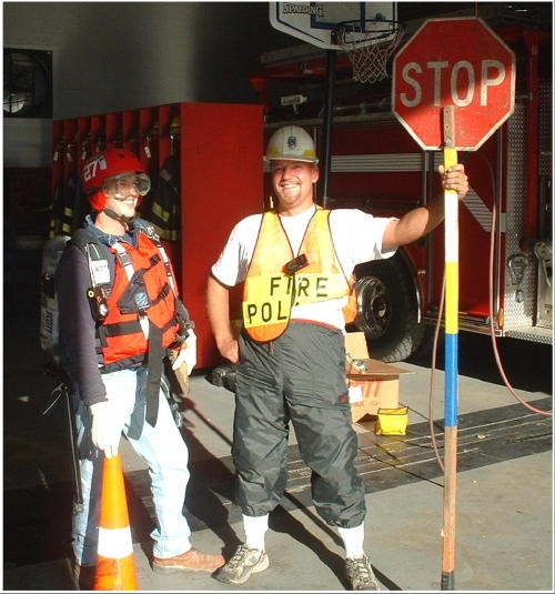 Brian Kelley and Bill Gray goofing around during a 13 hour engine standby at Cochranville.